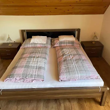 In - Balaton 39946 Apartman Gyenesdiás